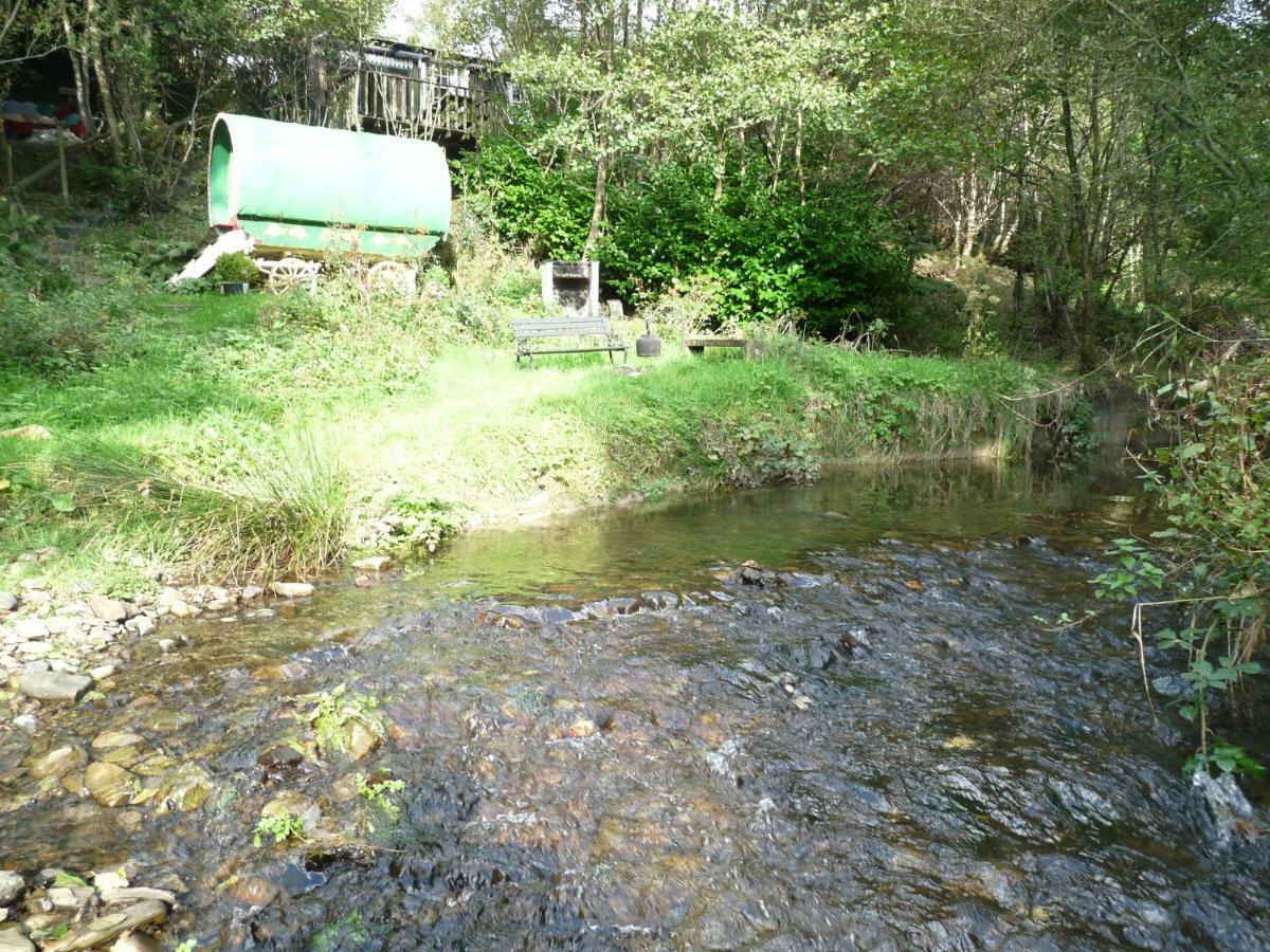 Вилла Romany Wagon & Cwtch Llandysul Экстерьер фото